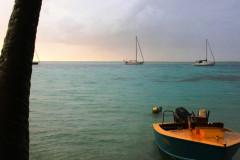 Lagon-sous-la-pluie